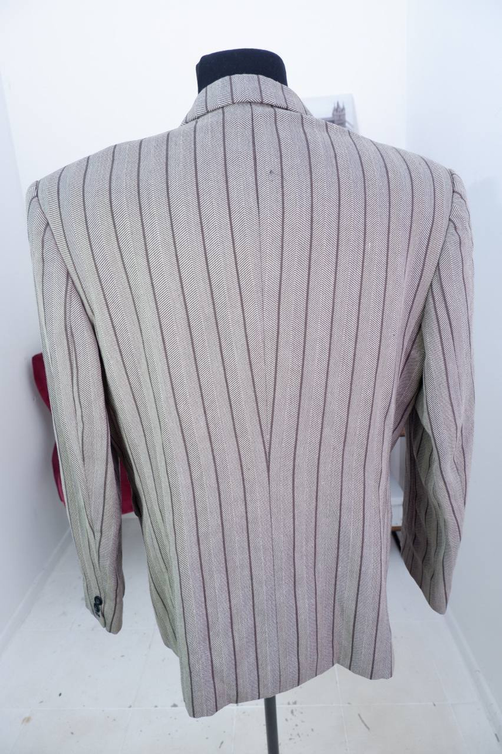 Пиджак стильный и практичный, визуально на 54/56 размер