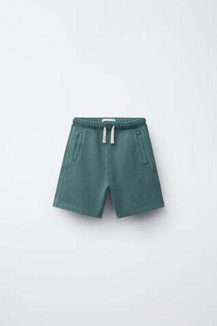 ZARA ШОРТЫ ИЗ МЯГКОЙ ТКАНИ С ЛОГОТИПОМ GARMENT DYE, ЗЕЛЕНОВАТО-СИНИЙ