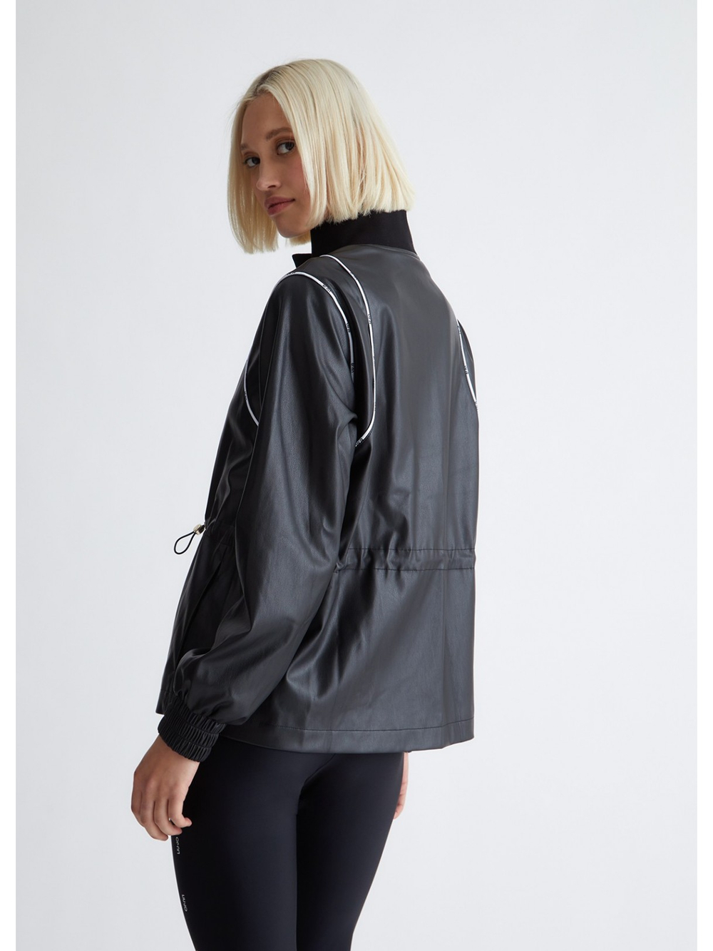 Куртка женская Eco-leather LIU JO