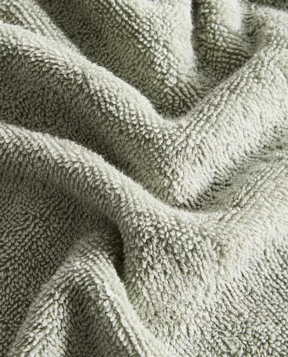 ZARA HOME БАННОЕ ПОЛОТЕНЦЕ ИЗ ХЛОПКА С ОТДЕЛКОЙ ОВЕРЛОКОМ, ЗЕЛЕНЫЙ