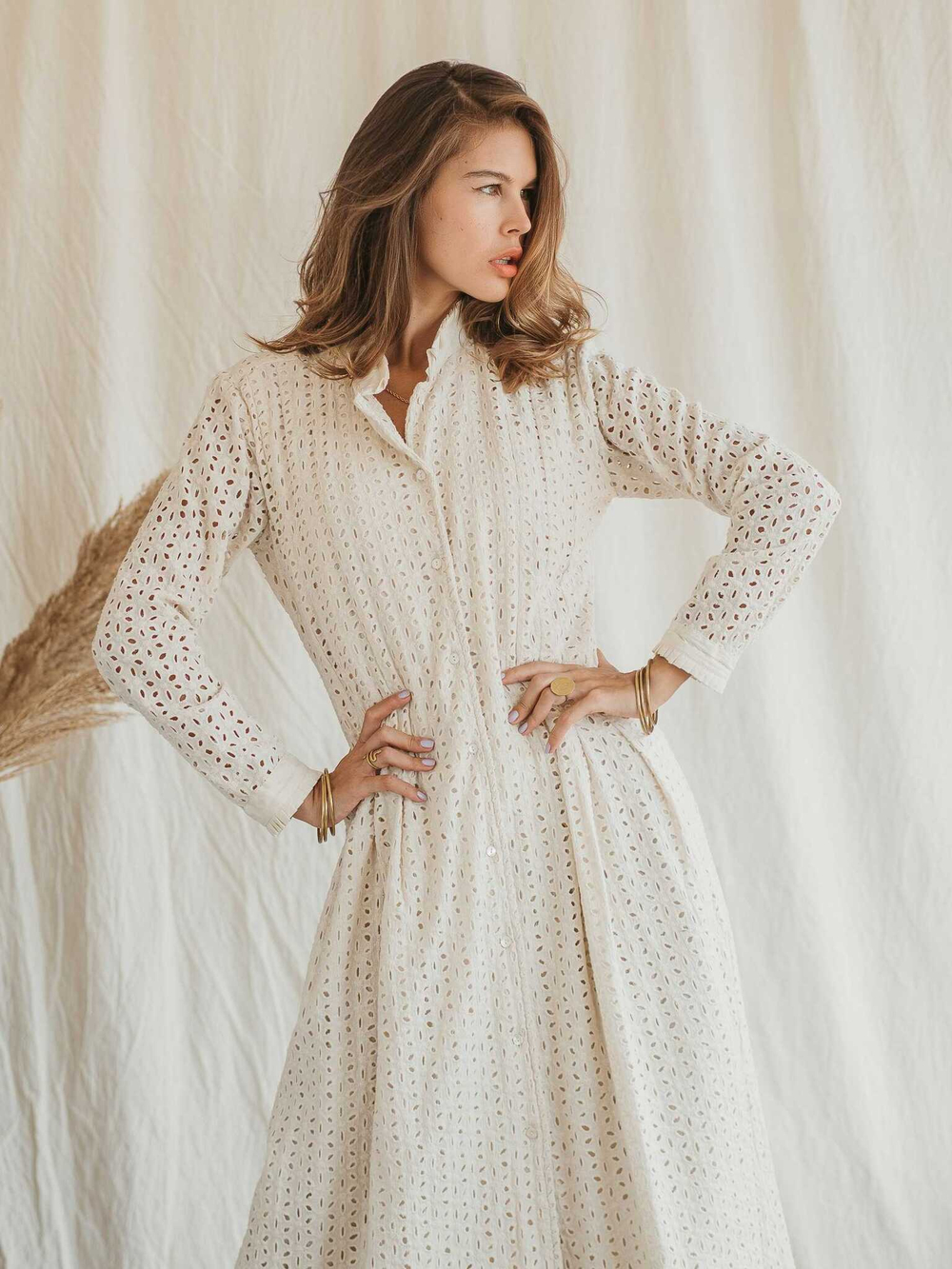 Платье миди из прошвы (белое)