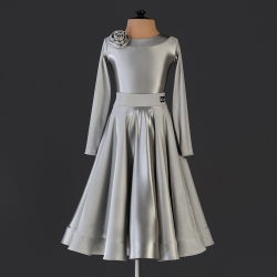 купить платье для турнира