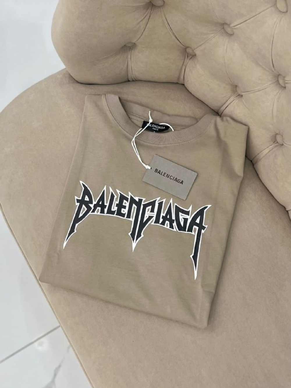 Футболка Balenciaga