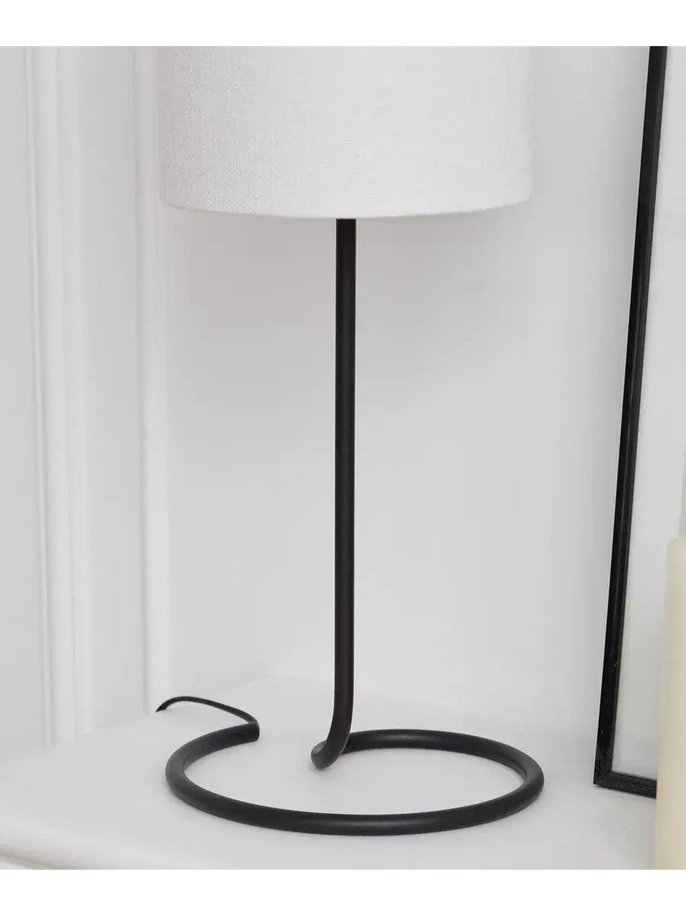 Настольная лампа с абажуром светильник прикроватный