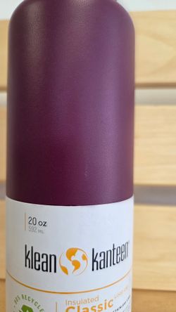 Термобутылка Klean Kanteen Insulated Classic 20oz (592 мл) Purple Potion (потертости)