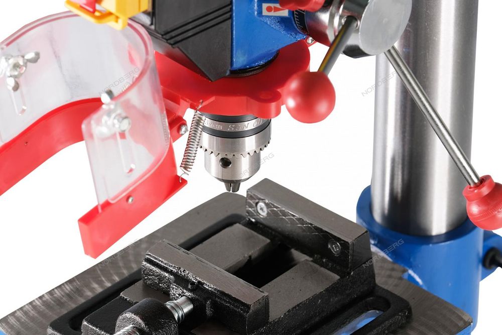 NORDBERG (ND1660) Станок сверлильный (750Вт, 16мм, макс расст до стола 410мм, 16 скоростей, тиски)