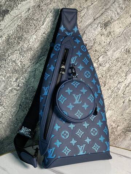 Рюкзак-слинг Louis Vuitton