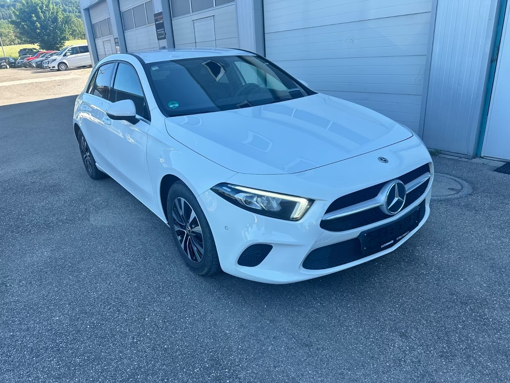 Mercedes-Benz A 180