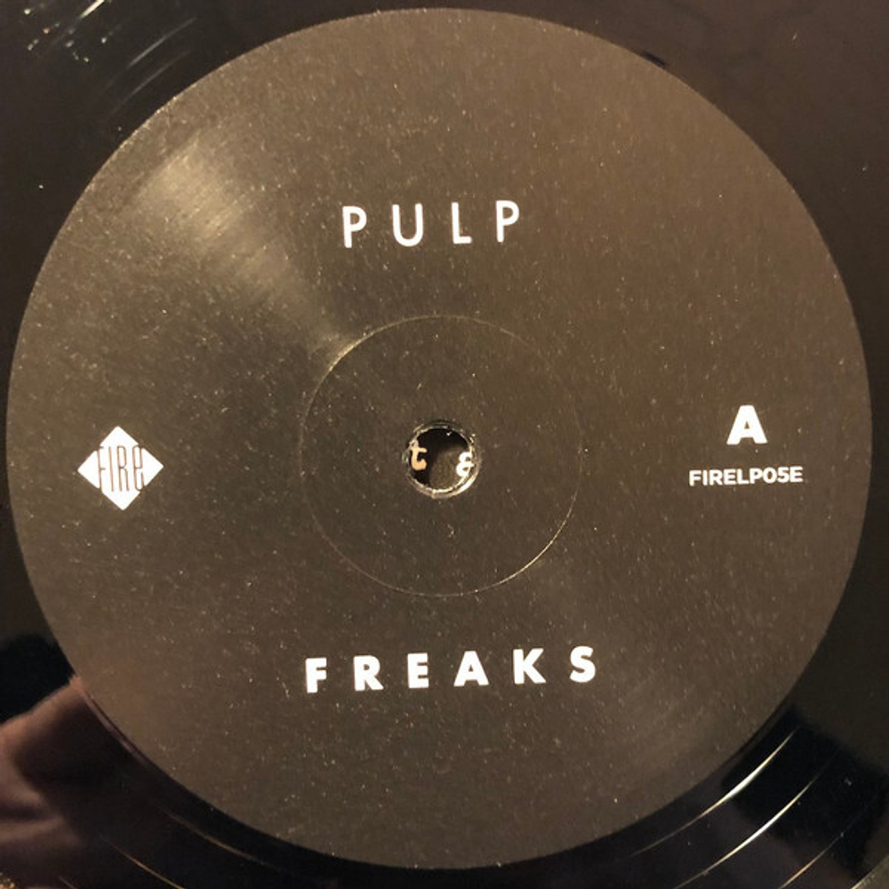 Pulp / Freaks. Ten Stories About Power, Claustrophobia, Suffocation And Holding Hands (2LP)