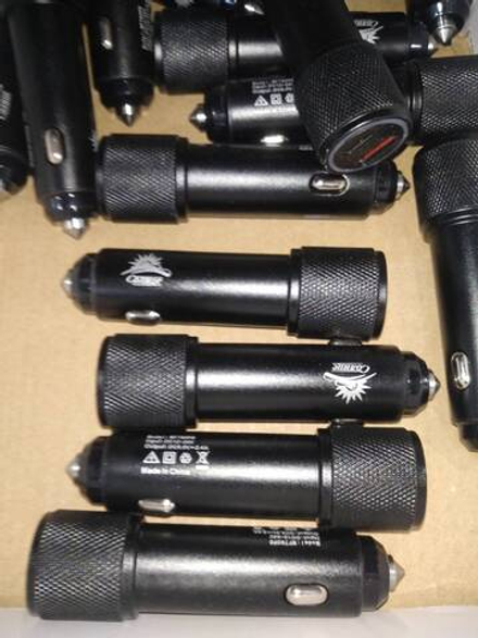 Зарядное устройство автомобильное в прикуриватель Солнце WF790PD 790