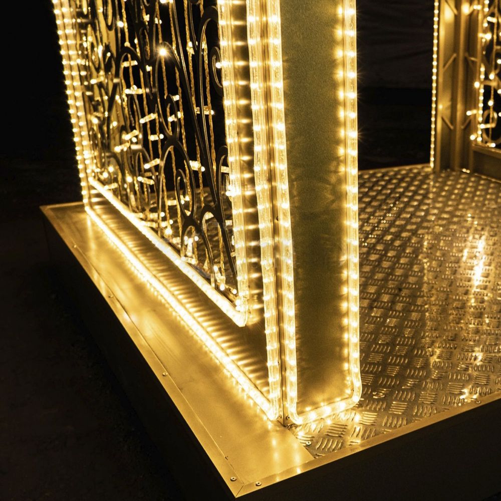 Светодиодная конструкция "Фонарь золотой"