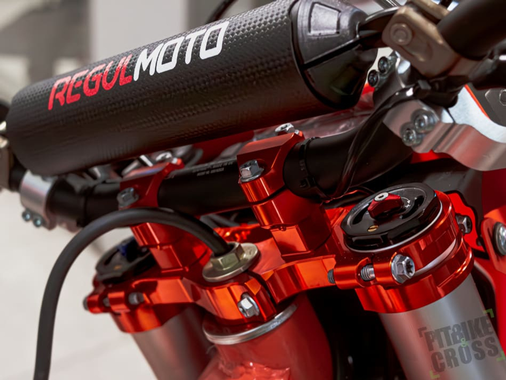 Мотоцикл кроссовый эндуро REGULMOTO Crosstrec 300