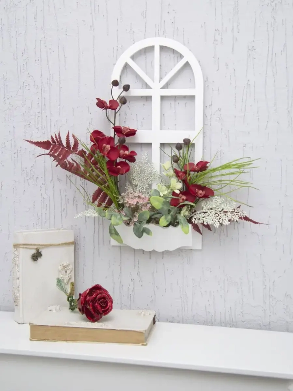 Панно на стену для интерьера "Окно с цветами"