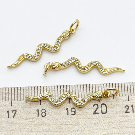 Подвеска Змея, позолота, фианиты, размер 28*5 мм, цена за 1 шт