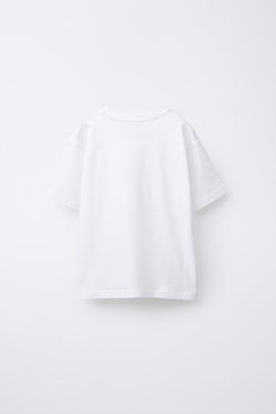 ZARA ФУТБОЛКА ИЗ ТКАНИ С ПРИНТОМ, БЕЛЫЙ