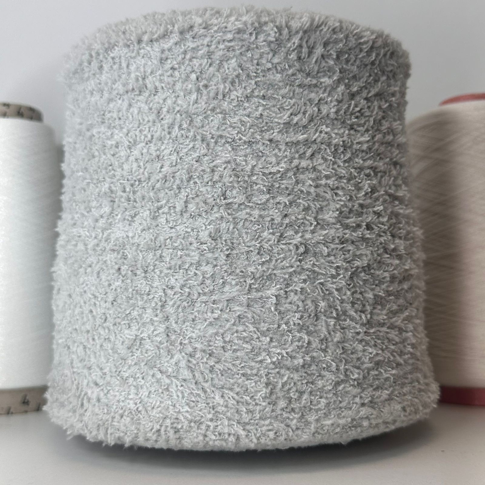 OMEGA - Pinori Filati; 100% фибра; 400м/100гр; Травка; col. 071, цвет: светло-серый; Есть бобинка: 250 гр