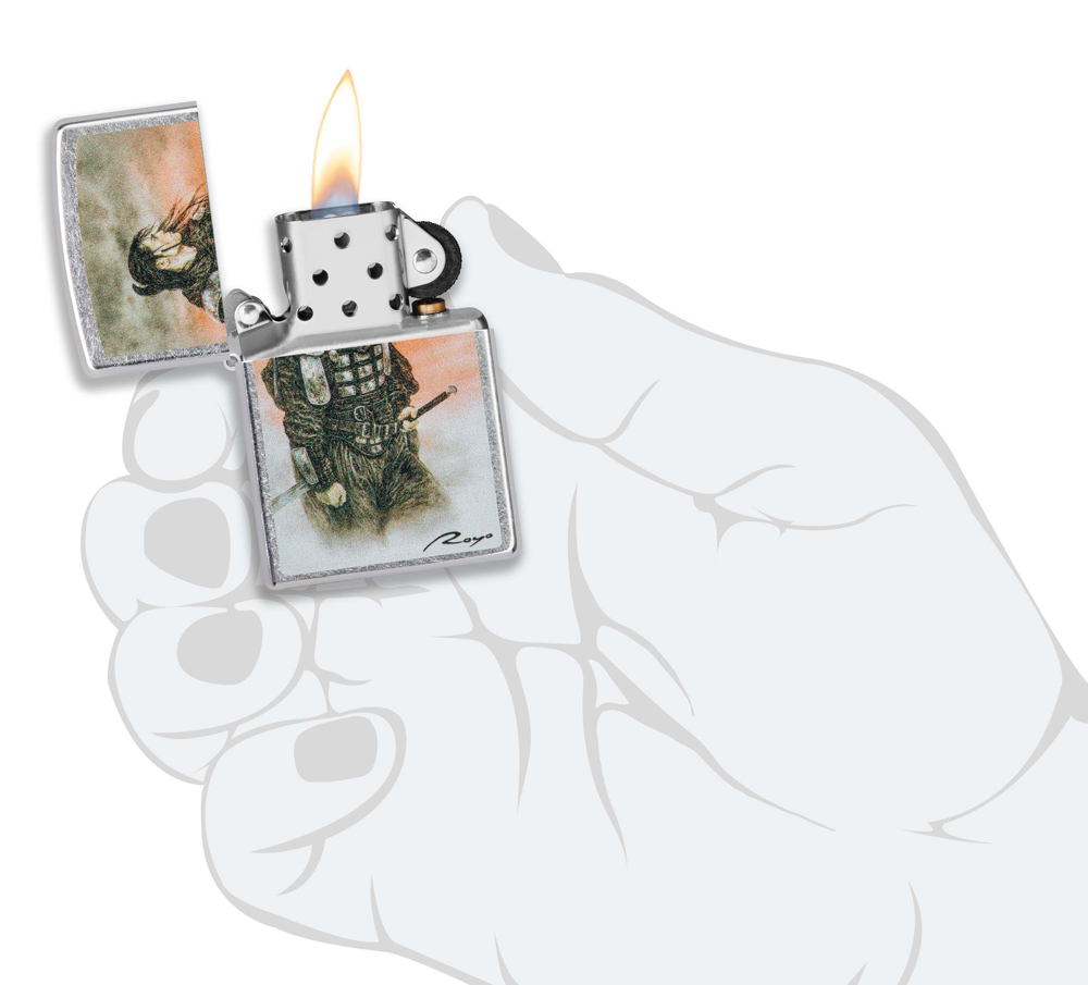 Зажигалка Zippo Luis Royo с покрытием Street Chrome, латунь/сталь, серебристая, 38x13x57 мм