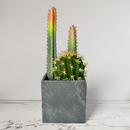 Кактус искусственный в кашпо (высота композиции 35 см)