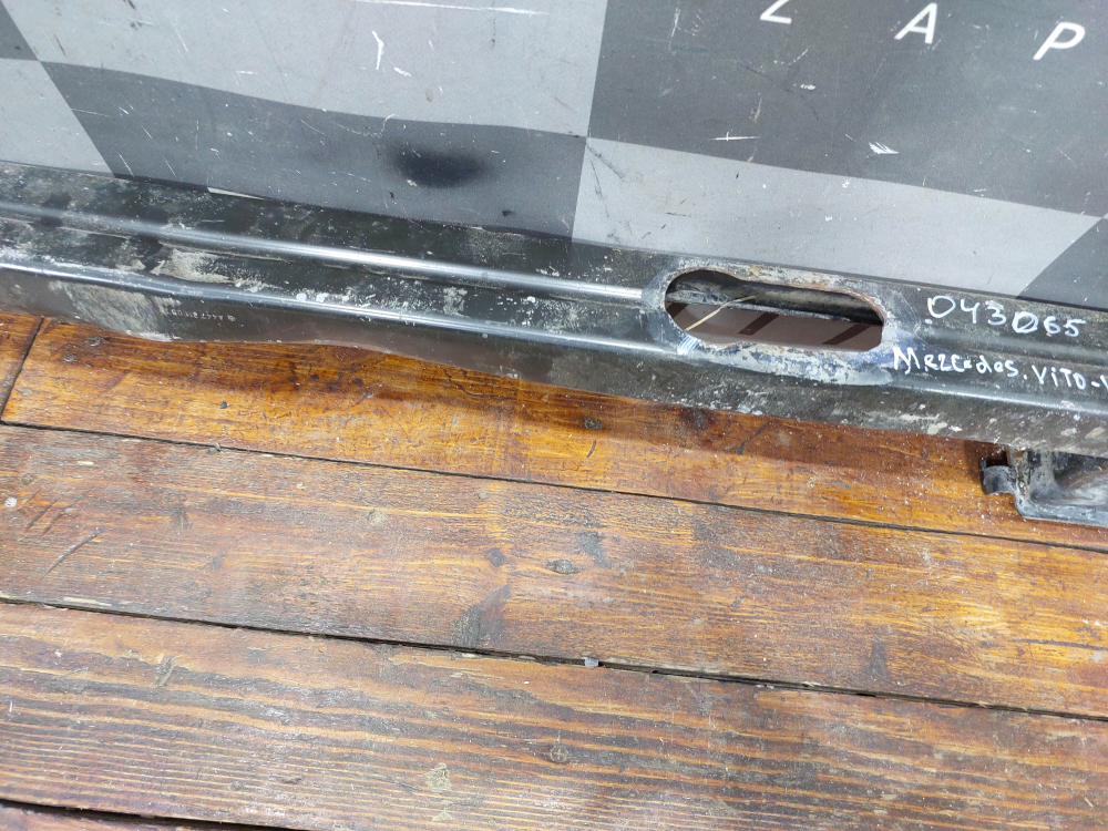 Усилитель заднего бампера Mercedes V-Class (W447) 14-нв Б/У Оригинал A4476110010