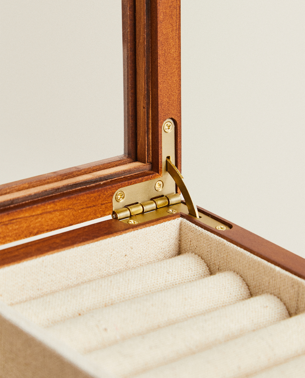 ZARA HOME ШКАТУЛКА ДЛЯ УКРАШЕНИЙ ИЗ НАТУРАЛЬНОГО ДЕРЕВА