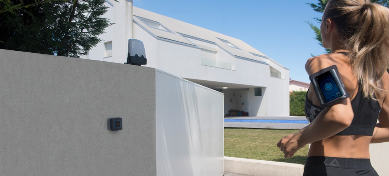 Устройства проводного управления, на которые можно подавать команды дистанционно