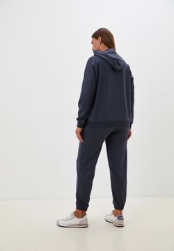 Костюм спортивный