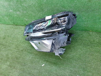 Битая Фара левая Skoda Karoq (2017-2021) LED