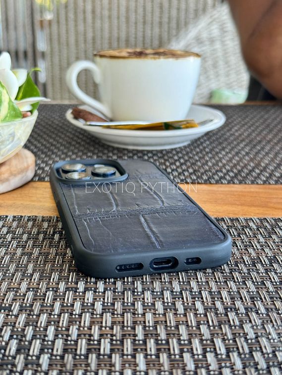 Чехол для iPhone из кожи крокодила AC-117