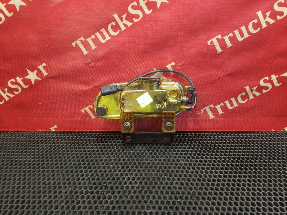 Фара противотуманная правая