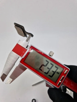 - -  Тормозные колодки TP-01G для велосипеда и электросамоката