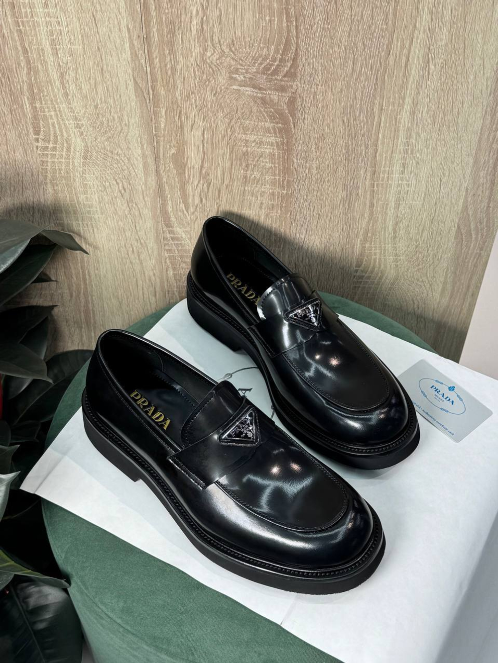 Лоферы Prada