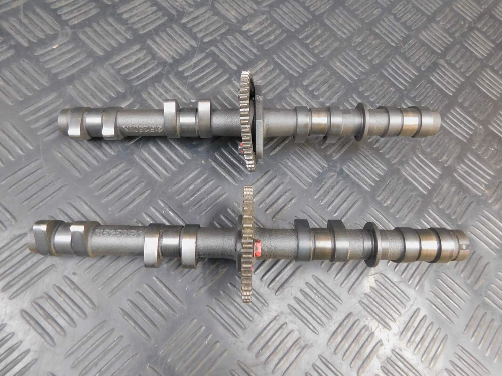 Распредвалы Kawasaki ZZR 400 98 053057