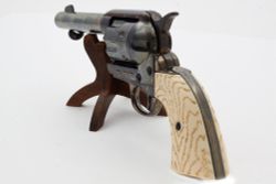 Denix Револьвер, ''Peacemaker'' Кольт 1873 г.