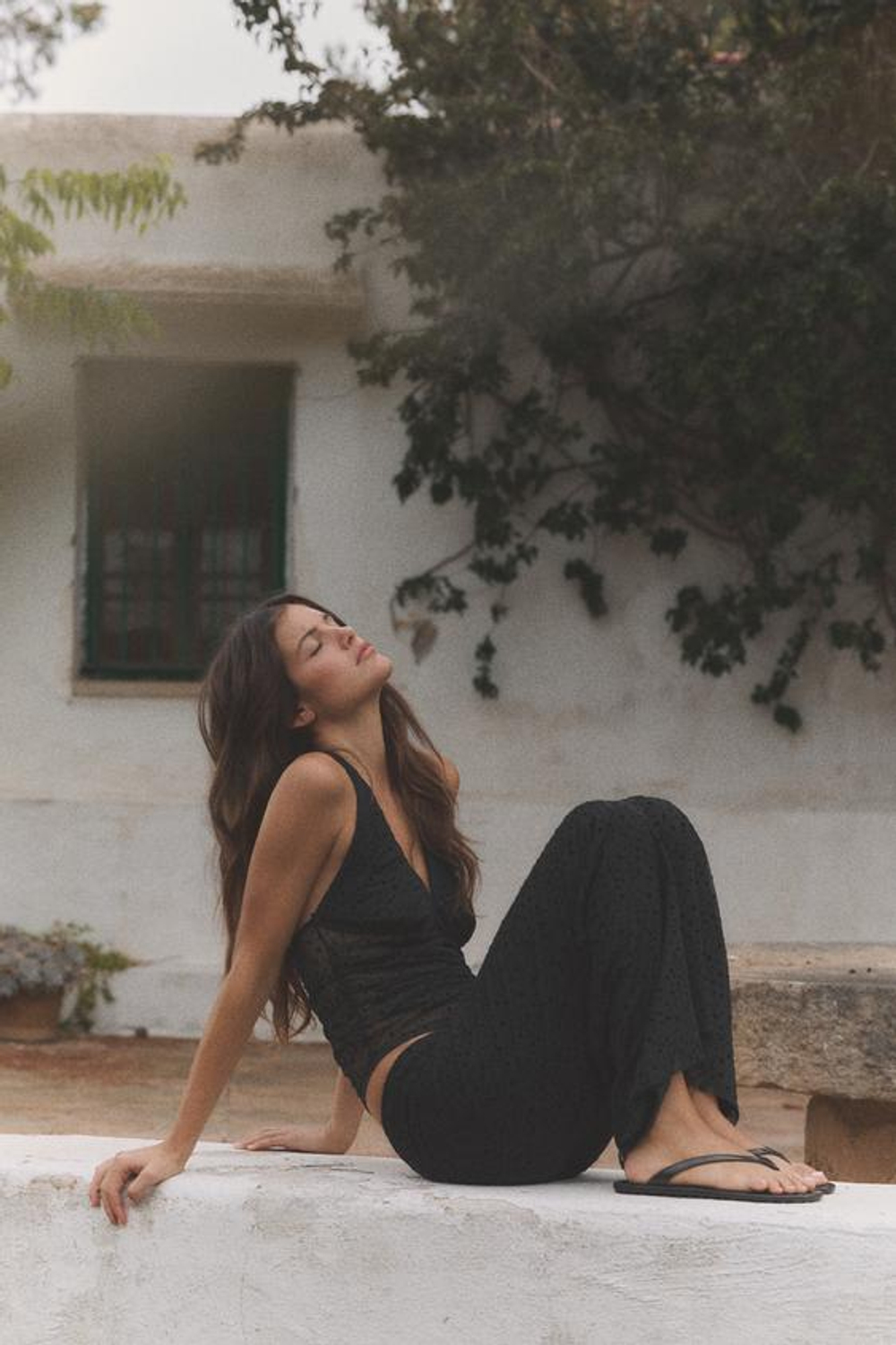 ZARA ТОП С ГОРЛОВИНОЙ ХАЛТЕР И УЗОРОМ PLUMETI, ЧЕРНЫЙ