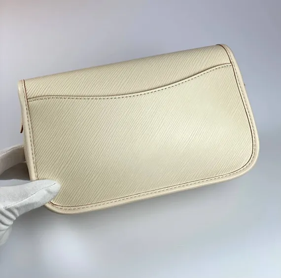 Сумка Louis Vuitton Buci белый