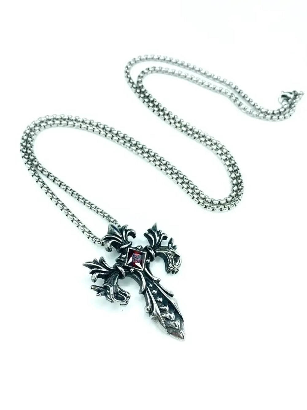 Длинная цепочка из стали с массивной подвеской Крест