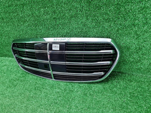 Решетка радиатора Mercedes S W223 (2020-н.в.)