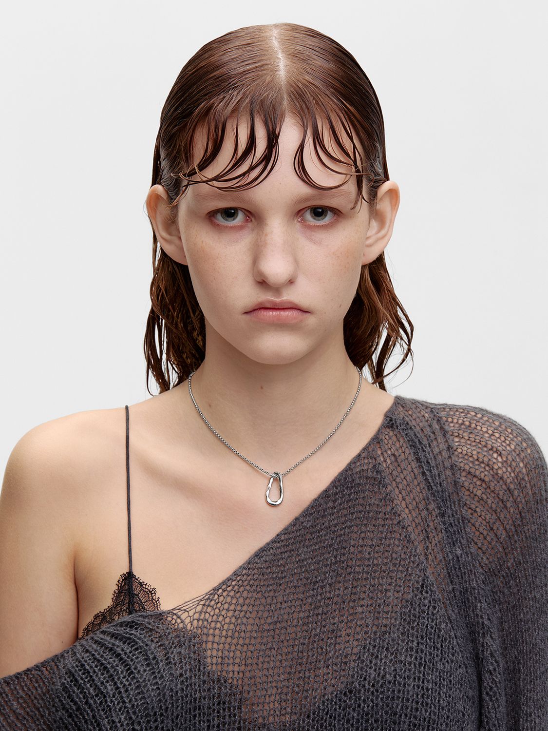 ЧОКЕР С ПОДВЕСКОЙ "CRUSH"