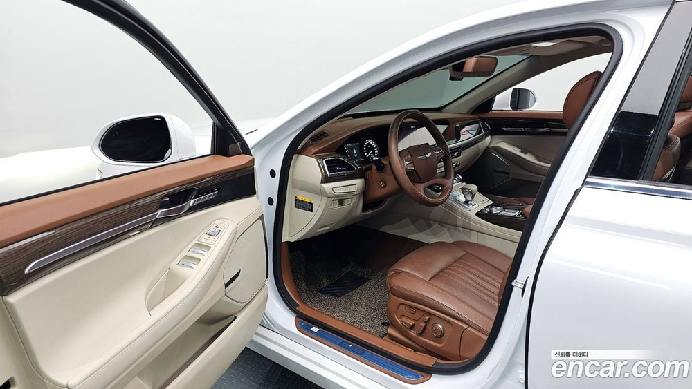 Genesis G90 3.8 AWD (08.2019)