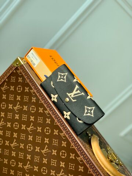 Louis Vuitton Emilie Wallet