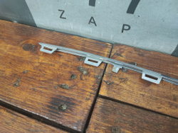 Молдинг переднего бампера Mercedes GLS (X167) 19-нв Б/У Оригинал A1678851206