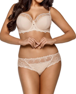 Бюстгальтер с полусшивными чашками с изысканным кружевом (Размер: 85E) (Цвет: белый)