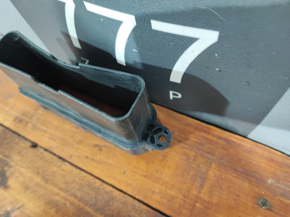 Воздуховод воздушного фильтра Solaris 2, Rio 4 Б/У Оригинал 28220h5200