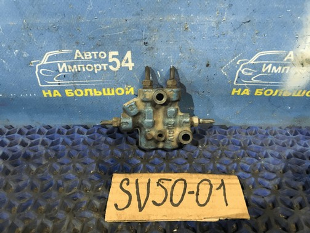 Распределитель тормозной TOYOTA VISTA 1999