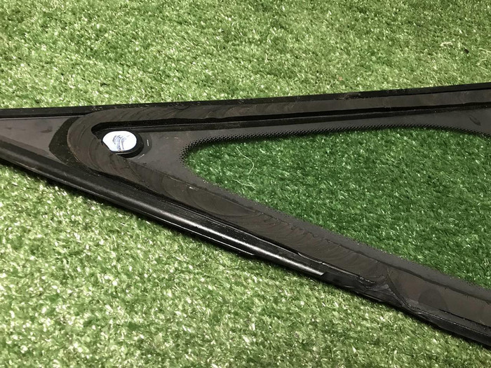 Форточка задняя правая Mercedes GLE V167 (18-нв)