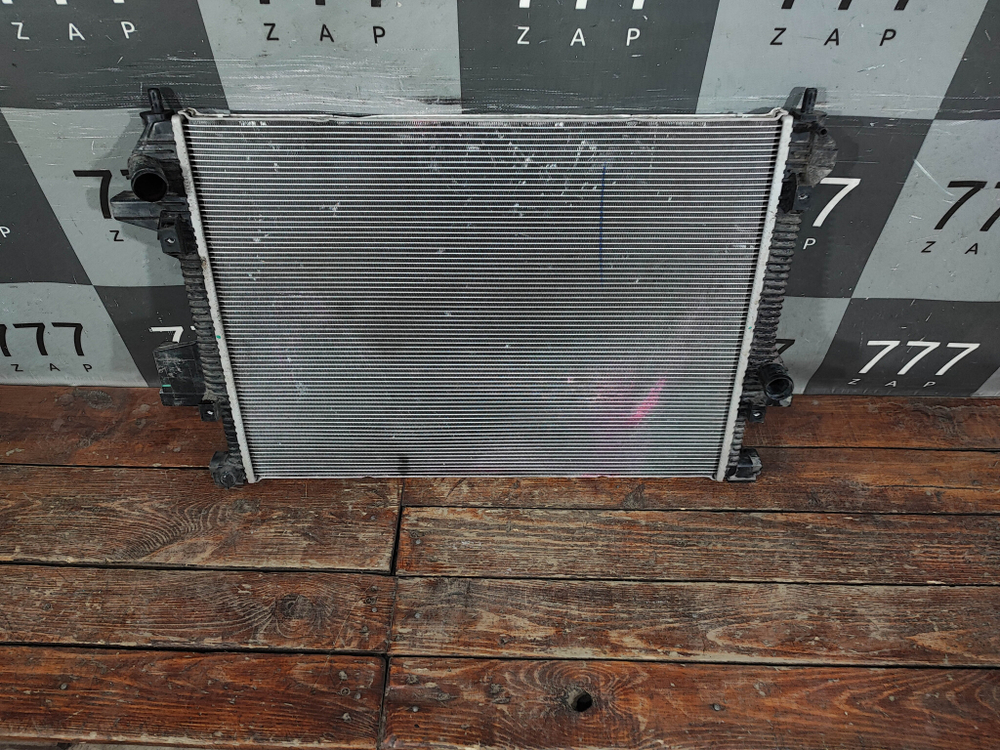 Радиатор двигателя Chery Tiggo 7 Pro 20-нв Б/У Оригинал 302000021AA