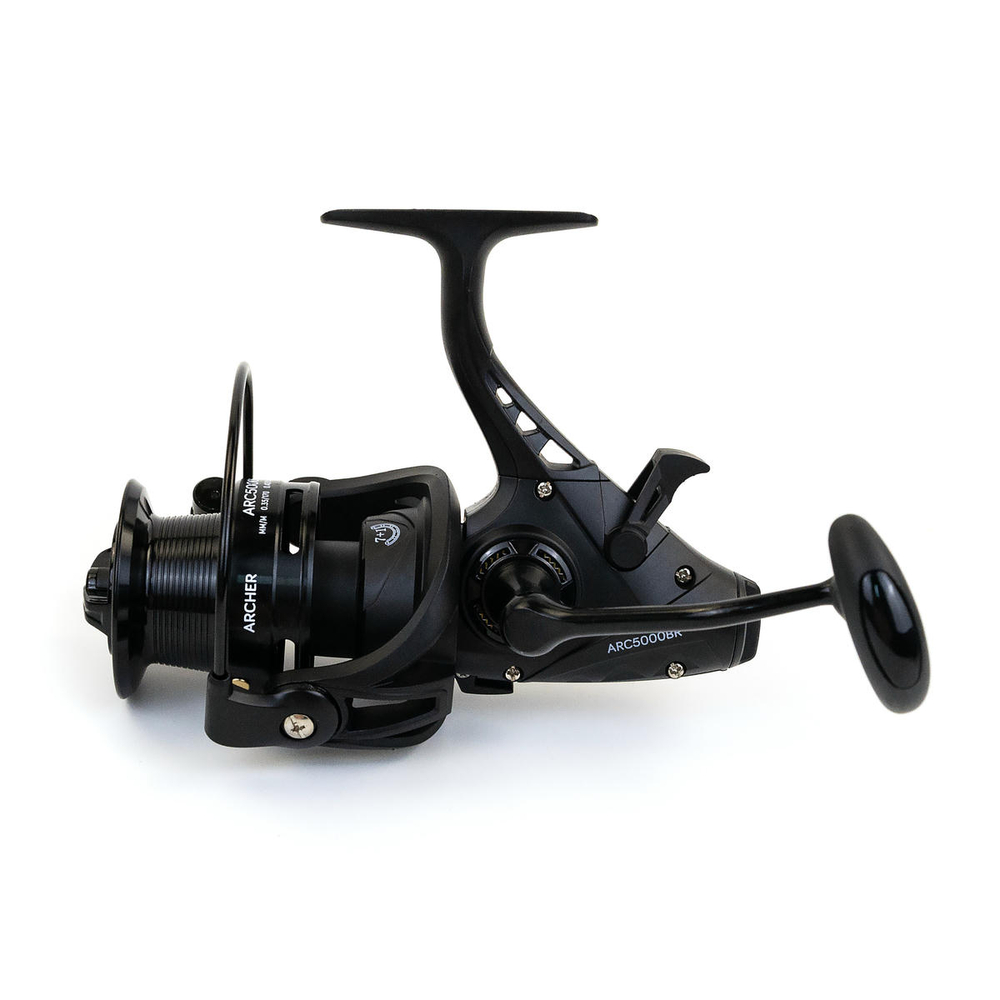 Безынерционная катушка с байтраннером 5000 Kaida ARCHER (7+1BB, мет. шпуля)