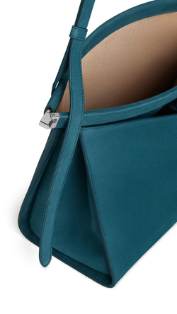 ALAÏA СУМКА LE CLICK POCKET 35 ИЗ НУБУКА, БИРЮЗОВЫЙ