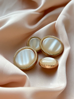 Пуговицы луна бежевый перламутр золото