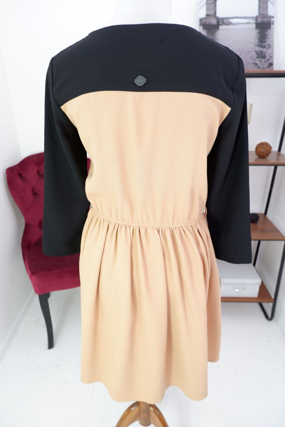 Платье F5 стильное 46 размер